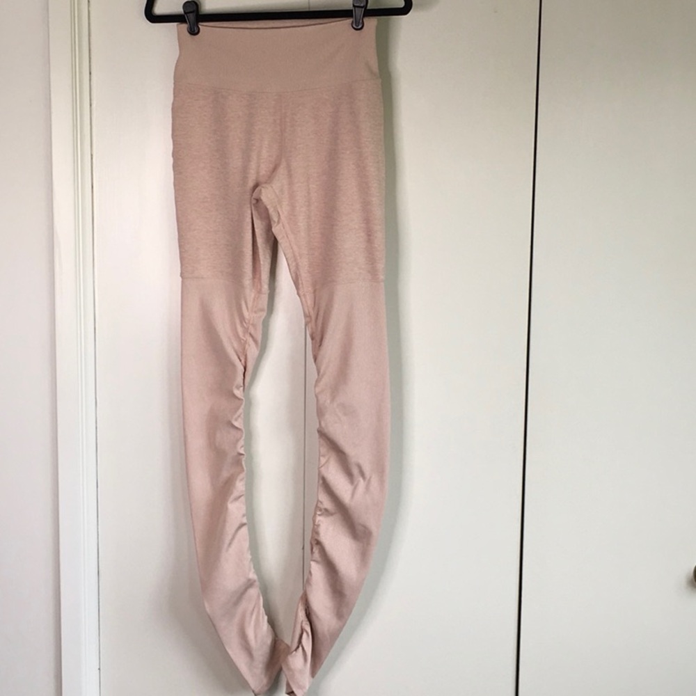 Alo Yoga goddess Leggings